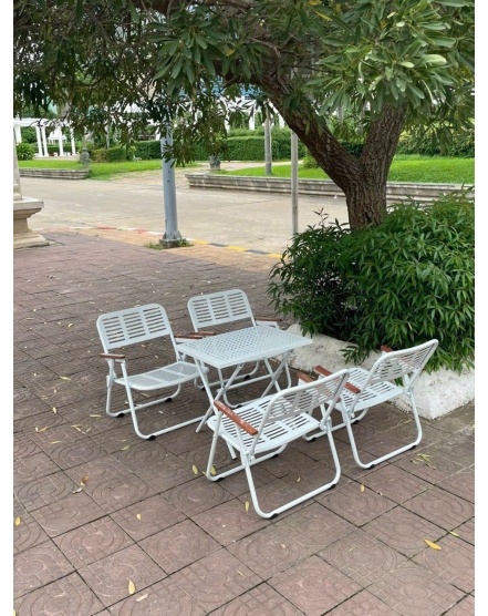 Bộ Bàn 4 Ghế Cafe Bằng Sắt Cực Chill