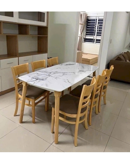 Bàn Ăn 6 Ghế Bằng Gỗ – Lựa Chọn Sang Trọng Cho Gia Đình Đông Thành Viên